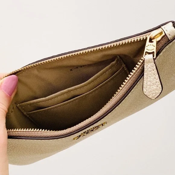 Coach Champaigne Gold Wristlet Clutch Pouch Clutches & Wristlets